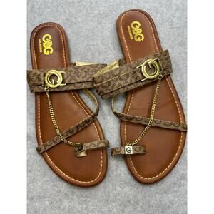 GBG Los Angeles Leavi Chain Thong Sandal Glam Logo Gold